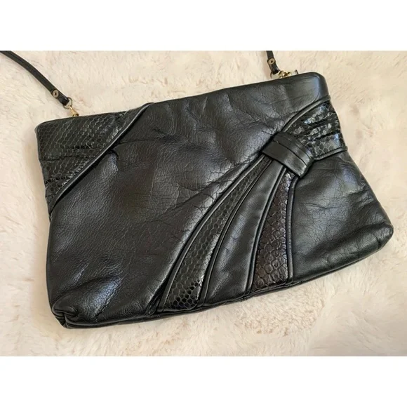 Designer black faux leather handbag. - Picture 10 of 11
